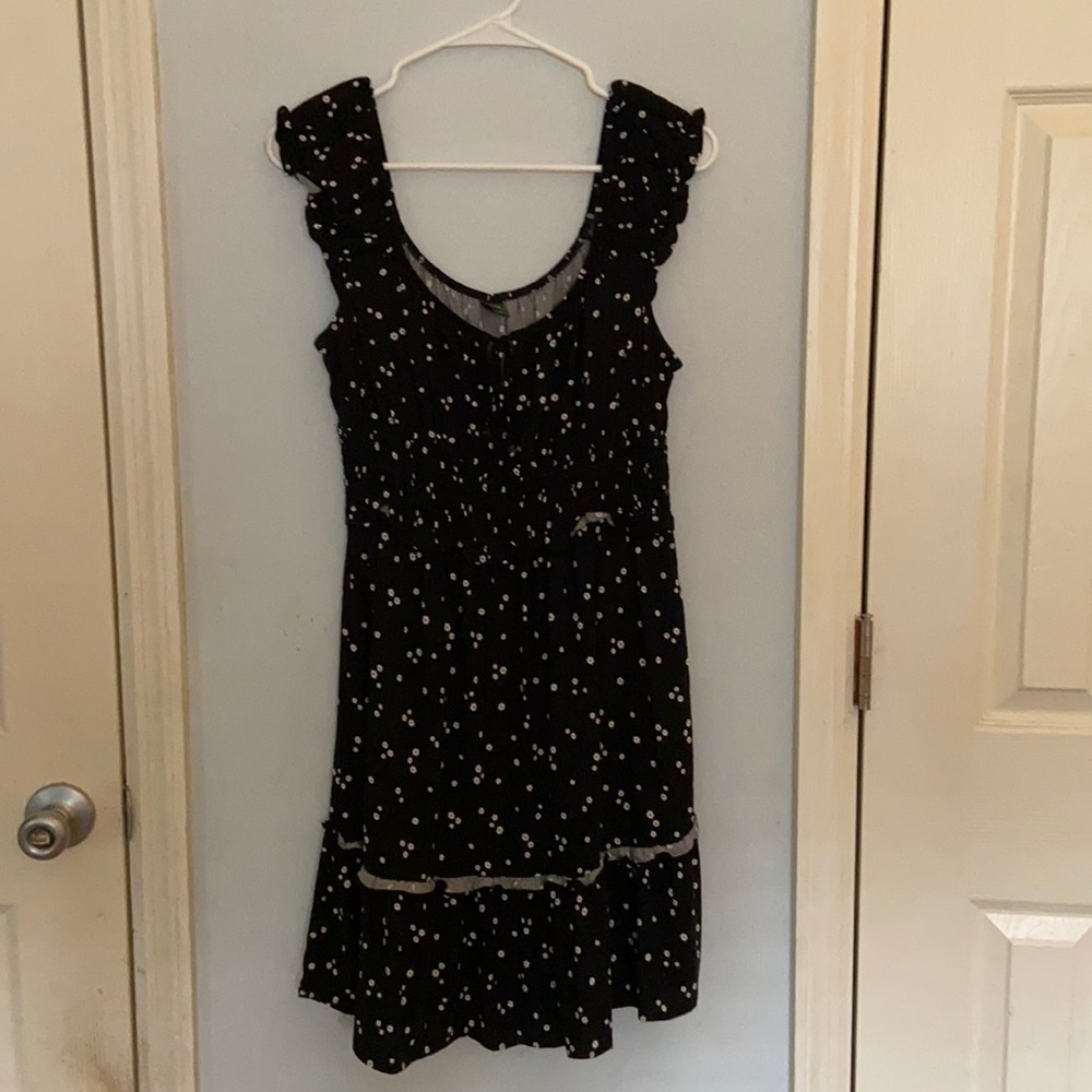 SIZE MEDIUM BLACK WILD FABLE DRESS